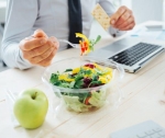 Здоровый и Продуктивный: Полезное Питание на Рабочем Месте