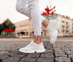 Модная Эволюция: Женские Кроссовки как Символ Современности