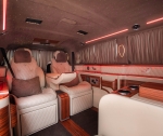 VIP-перевозки и аренда V класс: комфорт и статус на высшем уровне